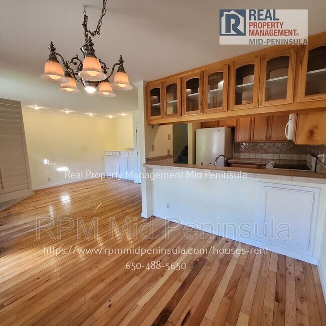 Foto del edificio - 1219 Coyote Creek Ct