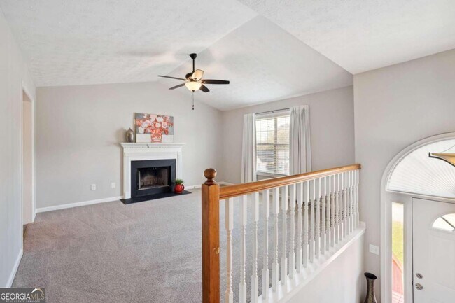 Foto del edificio - 5355 Ashland Dr