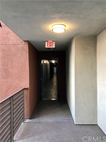 Building Photo - 100 S Alameda St