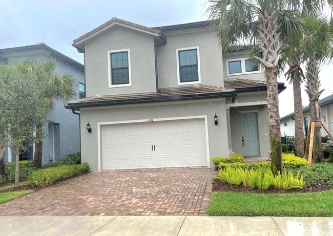 Building Photo - 4534 Pinehurst Trl W