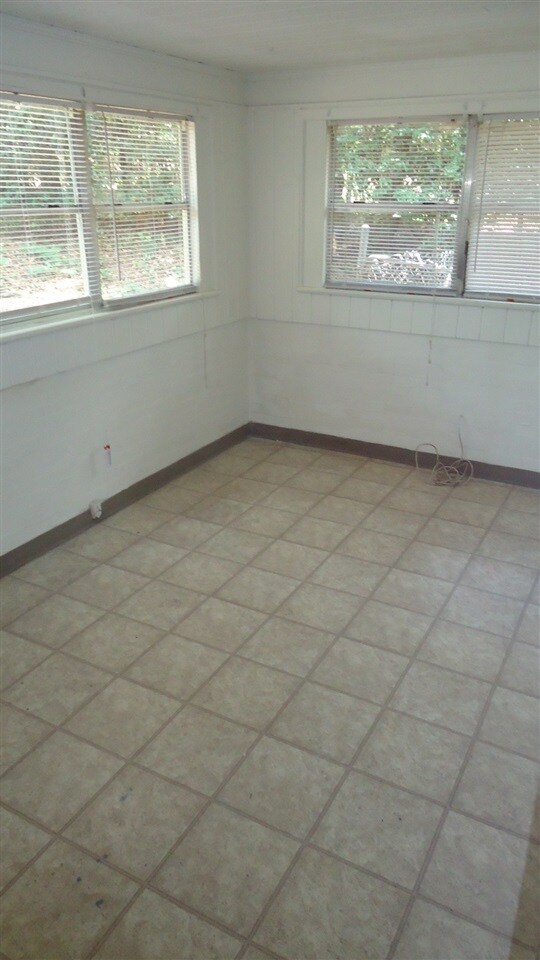 Foto del edificio - 1312 W Tharpe St