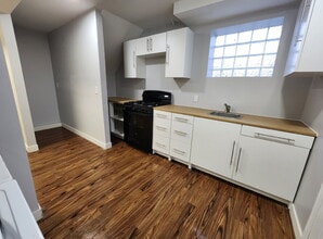 Building Photo - 7302 Columbia Ave