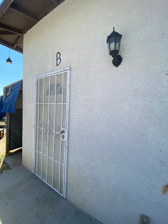 Foto del edificio - 1349 Peach Ave