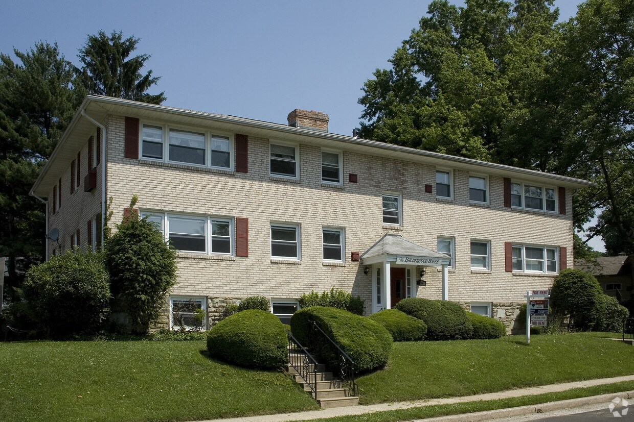 Primary Photo - The Barderwood House