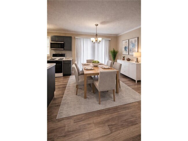 Foto del edificio - 7617 Scott Ave N