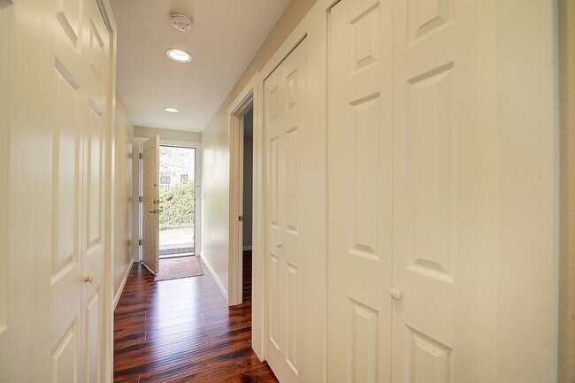 Foto del edificio - 9840 NE 116th St