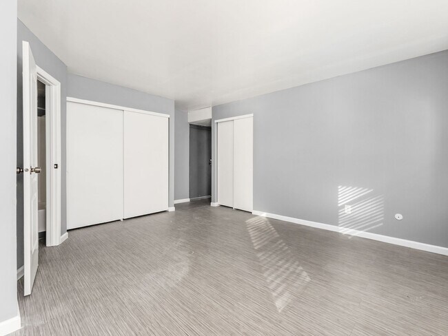 Foto del edificio - KP Eastland Condominiums