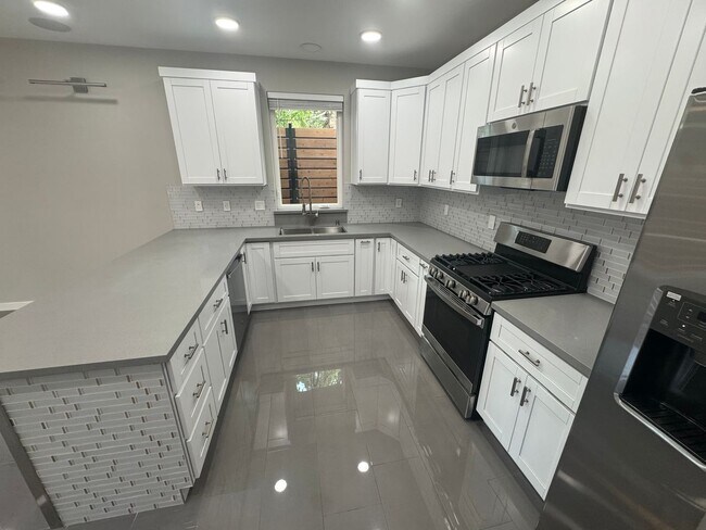 Foto del edificio - 1550 Murdell Ln