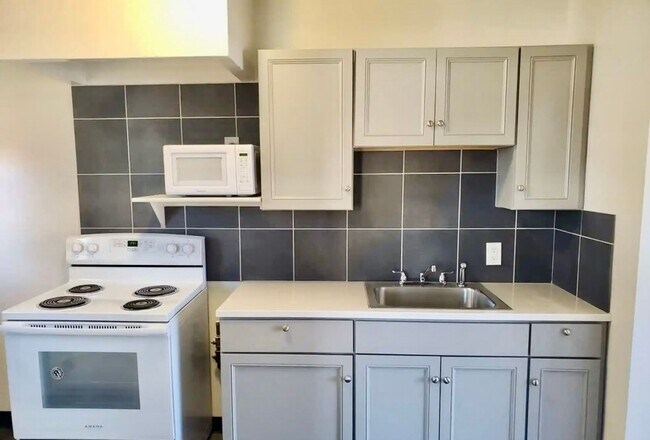 Foto del edificio - One Bedroom Apartment in Greeley Available...