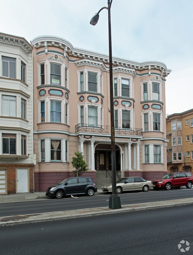 Building Photo - 550-560 Guerrero St