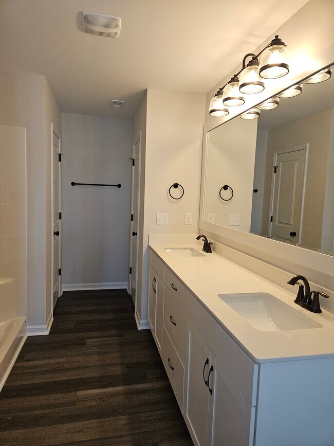 Building Photo - 3973 Aquarius Way