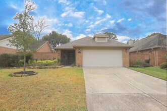 Building Photo - 3515 Cape Forest Dr
