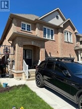Building Photo - 3881 Skyview St