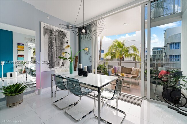 Foto del edificio - 210 W Park Dr