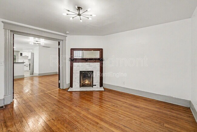 Foto del edificio - 931 Oglethorpe Ave SW