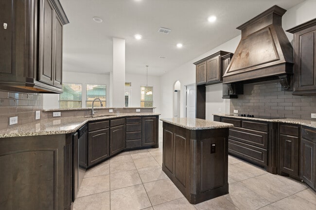 Foto del edificio - 105 Live Oak Dr