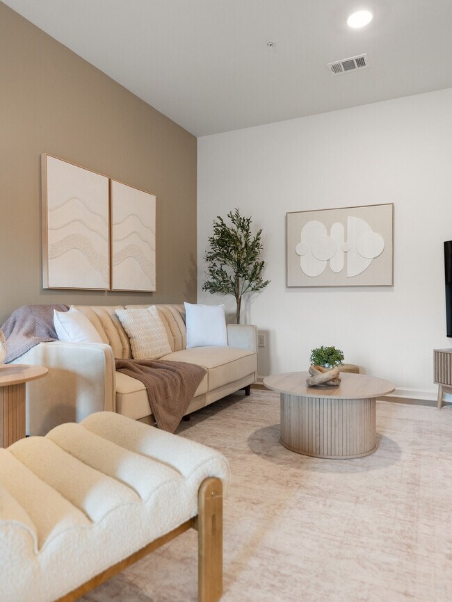 Foto del edificio - 637 Wildlight Ave