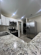 Building Photo - 302 N Bienville St