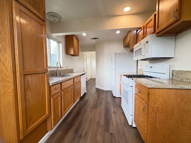 Foto del edificio - Recently Updated