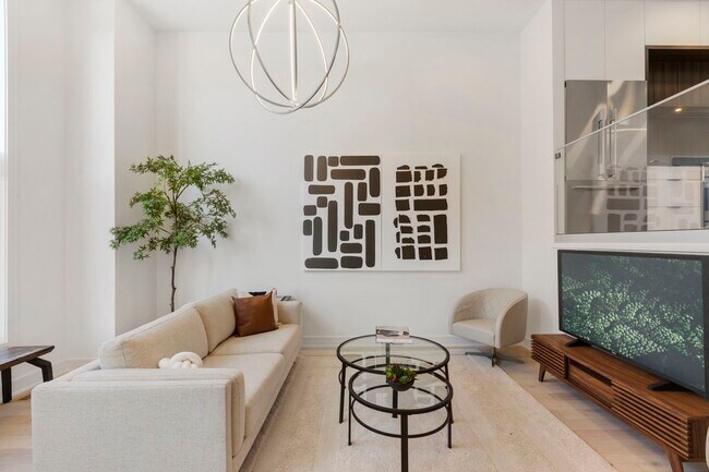 Foto del edificio - 338 E Pershing Rd