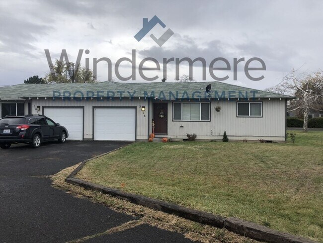 Building Photo - garrison2018