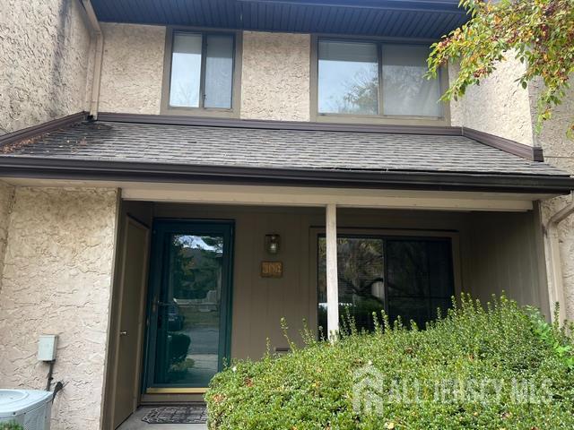 Foto principal - 304 Hampshire Dr