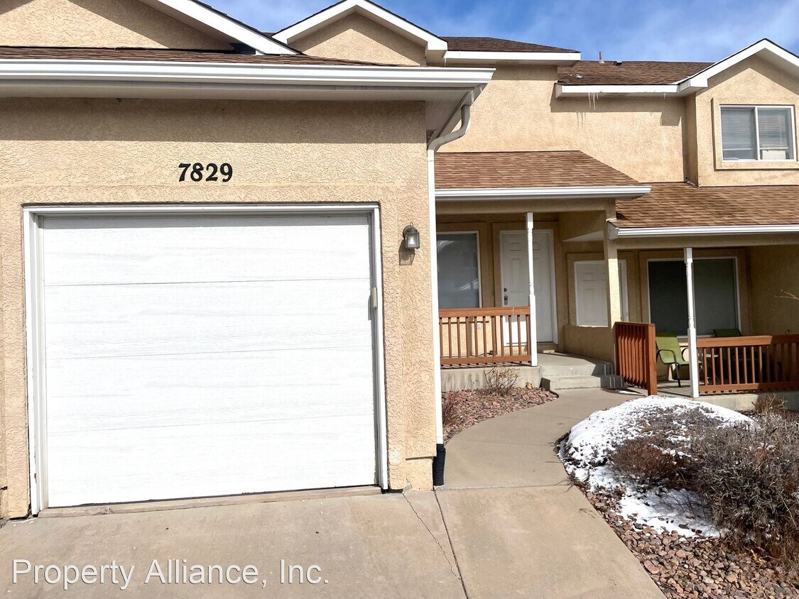 Primary Photo - 3 br, 2.5 bath House - 7829 Antelope Ridge...