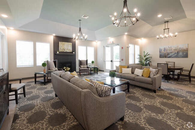 Sala de estar - The Residences at Fox Meadow