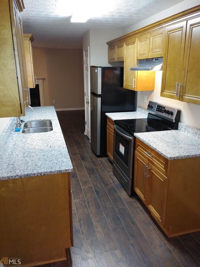 Building Photo - 2960 Vining Ridge Ln