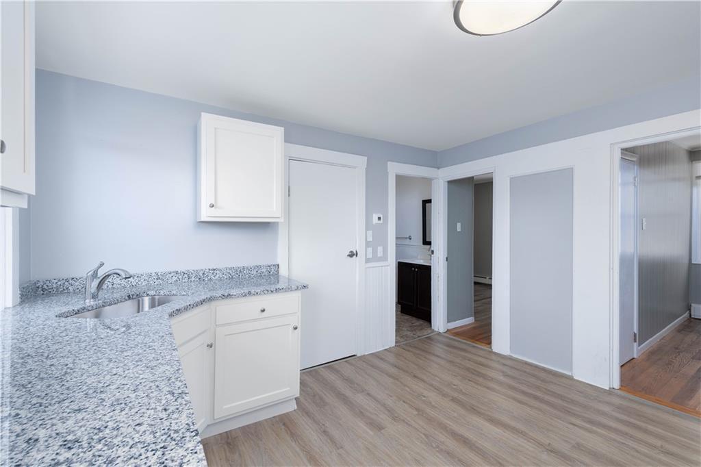 Foto principal - 139 Franklin St