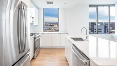 660 Washington photo'