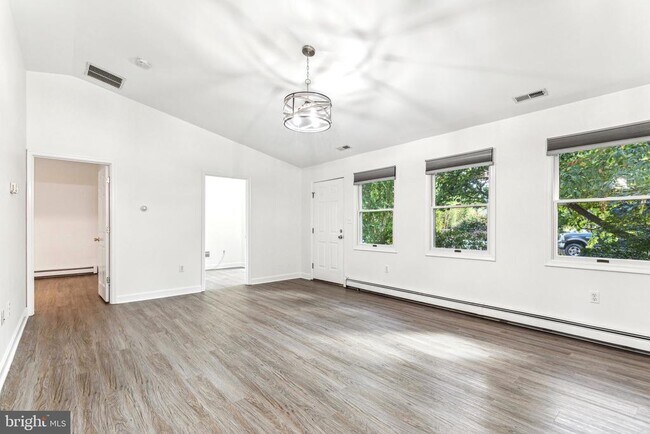 Foto del edificio - 1500 St Margarets Rd