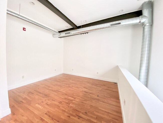 Foto del edificio - 190 W Berks St