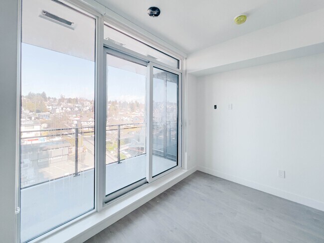 Building Photo - 901 Lougheed Hwy.