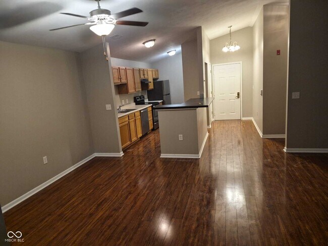 Foto del edificio - 246 Legends Creek Way