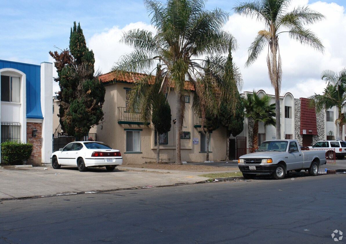 Foto del edificio - 4146 Menlo Ave