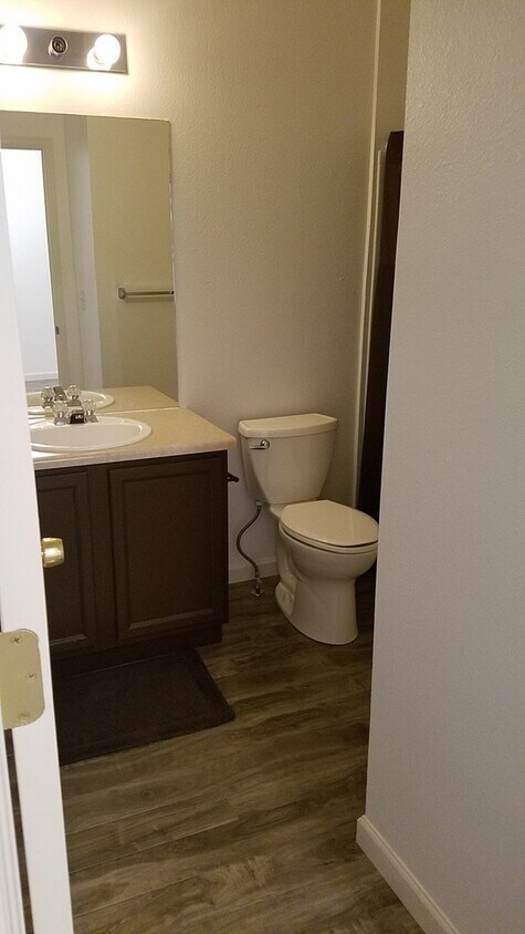 Foto del edificio - 1558 S Danube Cir