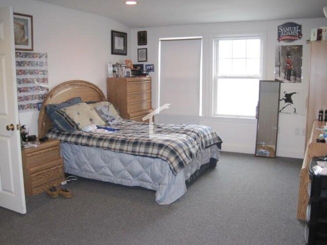 Building Photo - 2 Clevemont Ave