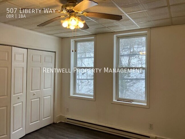 Foto del edificio - 507 Liberty Way