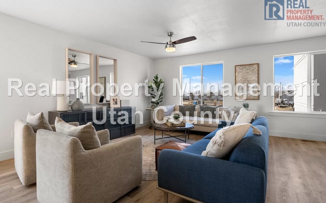 Building Photo - Newer Townhouse in American Fork