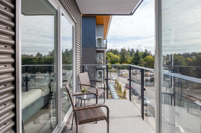 Photo du bâtiment - Colwood Corners