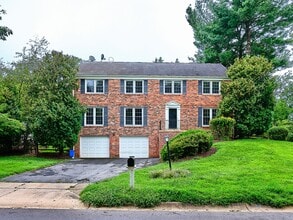 Building Photo - 9124 Copenhaver Dr