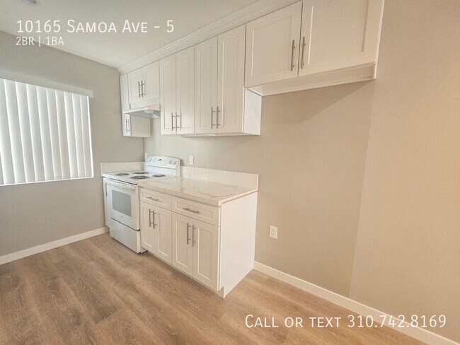 Foto del edificio - 10165 Samoa Ave