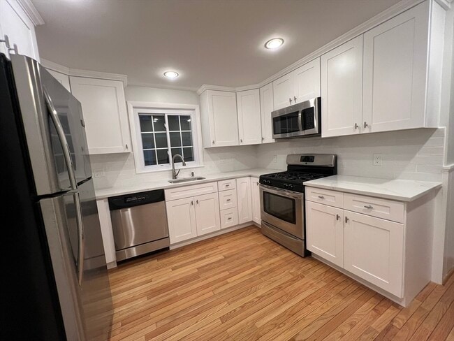 Building Photo - 67 Commonwealth Rd