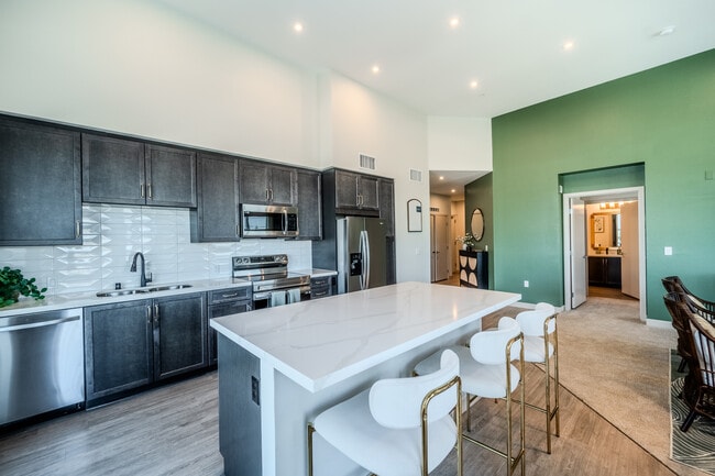 Building Photo - Bolsa Row Apartments