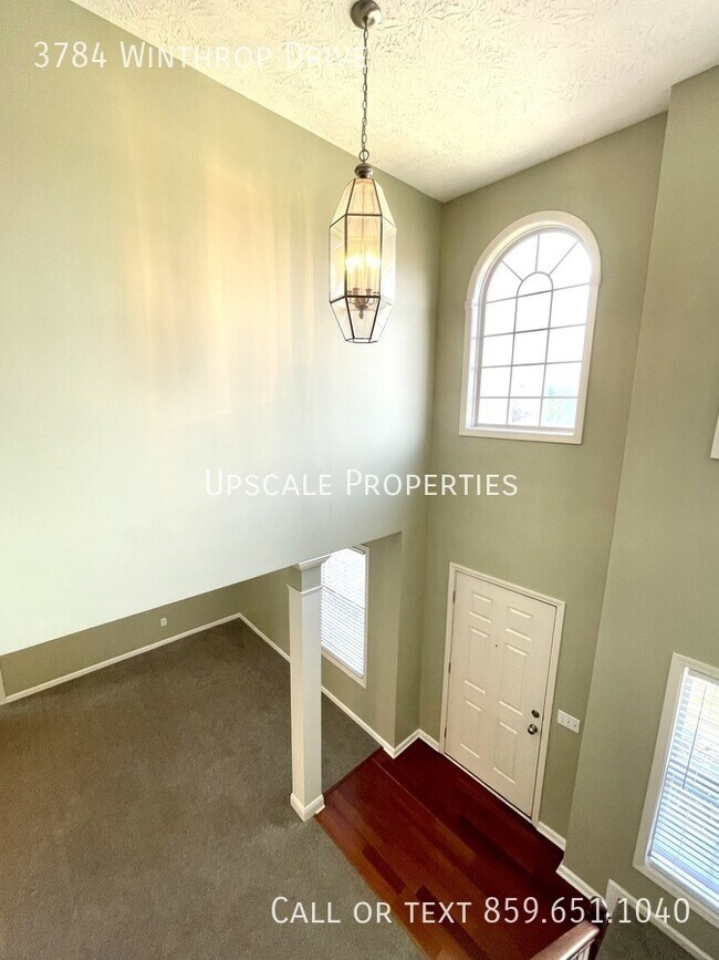 Foto del edificio - 3784 Winthrop Dr