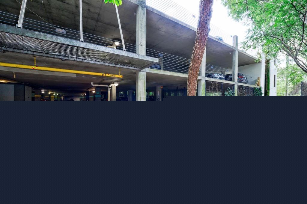 Foto del edificio - 400 Village Pkwy