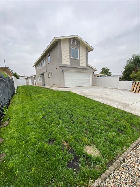 Foto del edificio - 26079 Juanita St