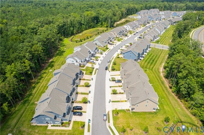Foto del edificio - 18401 Palisades Ct