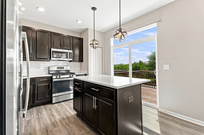 Building Photo - 24919 McCormick Way